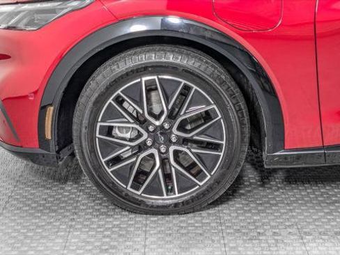 Used 2024 Ford Mustang Mach-E Premium image 33