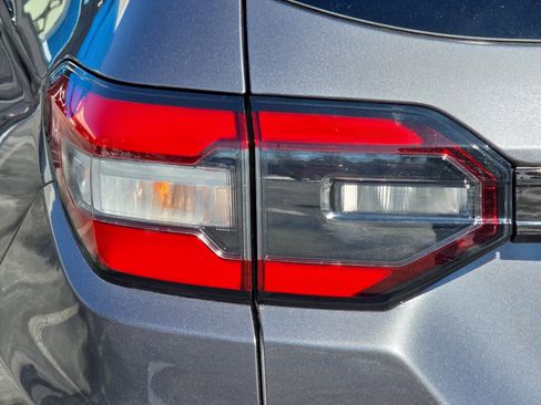 Used 2025 Honda Pilot Touring image 33