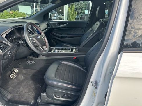 Used 2022 Ford Edge ST-Line image 13