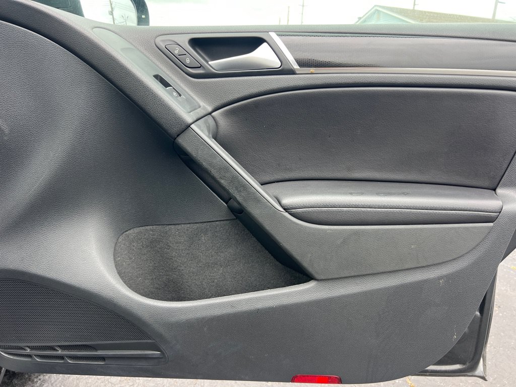 Used 2014 Volkswagen GTI Driver's Edition FWD image 19