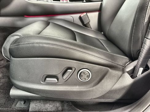 New 2026 Genesis GV70 2.5T AWD/4WD image 14