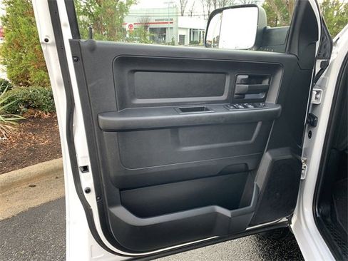 Used 2020 RAM 1500 Tradesman w/ Tradesman SXT Package image 17