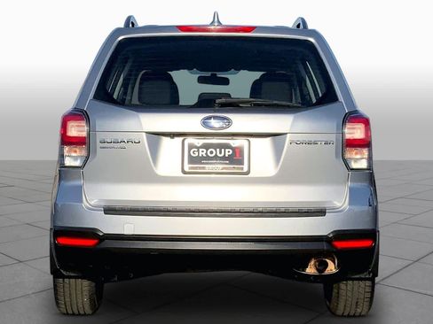 Used 2018 Subaru Forester 2.5i w/ Alloy Wheel Package AWD/4WD image 5