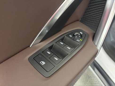 Certified 2025 BMW X1 xDrive28i w/ Technology Package image 22