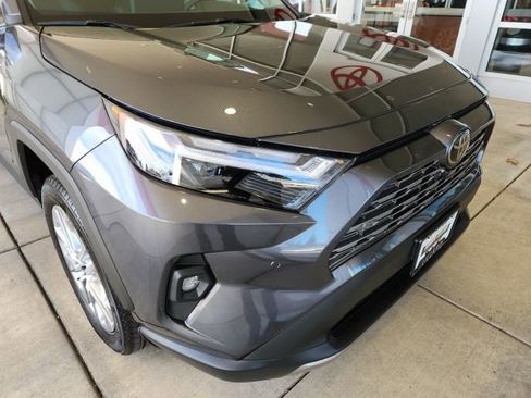 Used 2025 Toyota RAV4 Limited w/ Advanced Technology Package image 8