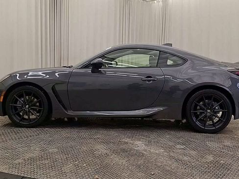Used 2023 Toyota GR86 Premium RWD image 9