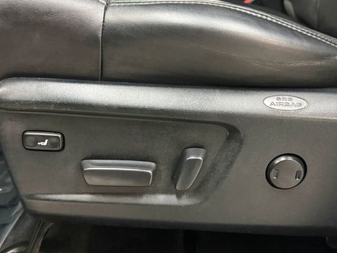 Used 2018 Toyota Tundra Platinum AWD/4WD image 25
