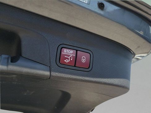 Used 2022 Mercedes-Benz GLE 350 image 6