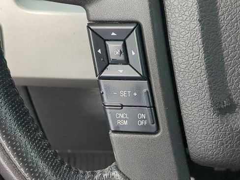 Used 2014 Ford F150 Raptor image 25