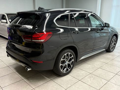 Used 2021 BMW X1 sDrive28i w/ Premium Package image 9