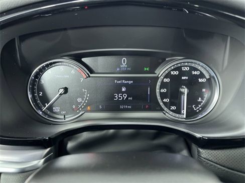 Used 2025 Cadillac XT5 Luxury image 11