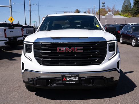 Used 2023 GMC Sierra 1500 Pro w/ Pro Value Package AWD/4WD image 2