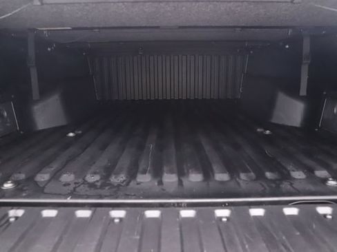 Used 2017 Toyota Tacoma SR5 AWD/4WD image 28