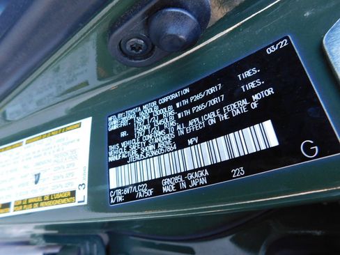 Used 2022 Toyota 4Runner TRD Off-Road Premium image 8