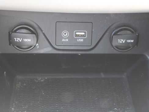 Used 2019 Hyundai Tucson Value FWD image 35