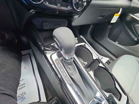 New 2026 Chevrolet Trax LT w/ Driver Confidence Package FWD image 19