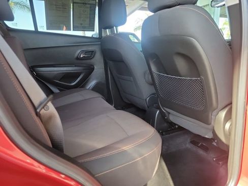 Used 2015 Chevrolet Trax LT w/ LT Sun and Sound Package FWD image 23