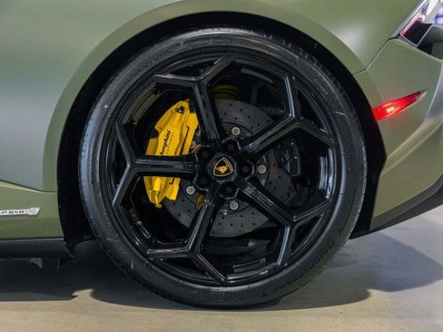 Used 2023 Lamborghini Huracan Tecnica image 29