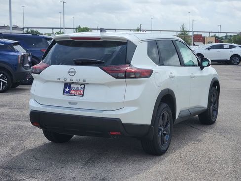 New 2026 Nissan Rogue SV FWD image 3