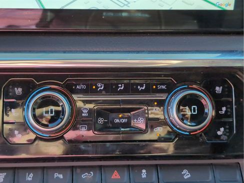 Used 2024 GMC Sierra 2500 Denali w/ Denali Reserve Package image 20