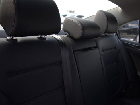 Used 2017 Volkswagen Jetta SEL image 39