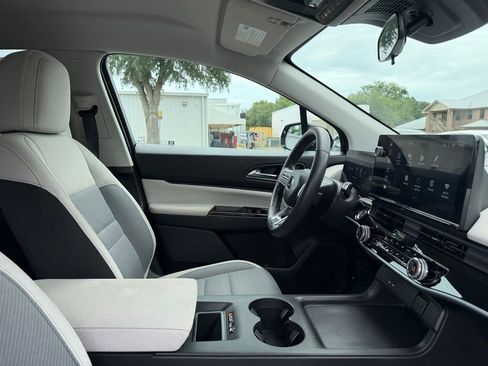 Used 2024 Honda Prologue EX image 30