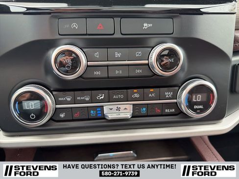 Used 2024 Ford Expedition Limited RWD image 27