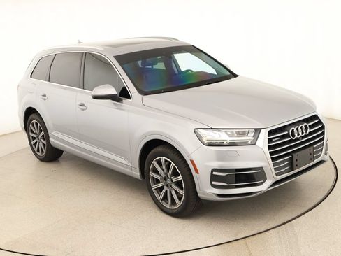 Used 2019 Audi Q7 3.0T Premium Plus AWD/4WD image 38