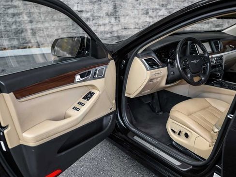 Used 2018 Genesis G80 3.8 w/ Option Group 02 image 22