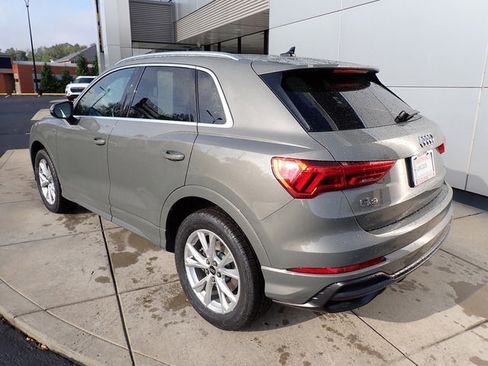 Used 2022 Audi Q3 2.0T Premium image 3