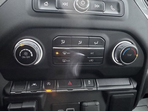 Used 2023 Chevrolet Silverado 1500 W/T w/ WT Value Package image 10