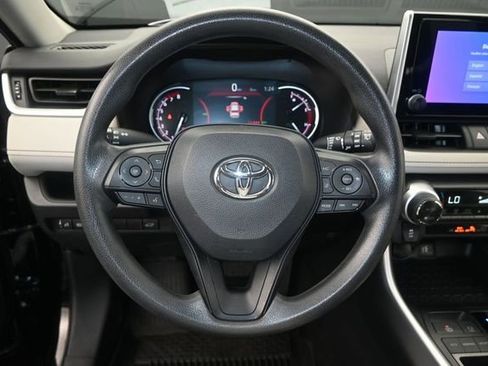 Used 2024 Toyota RAV4 XLE w/ Convenience Package FWD image 7