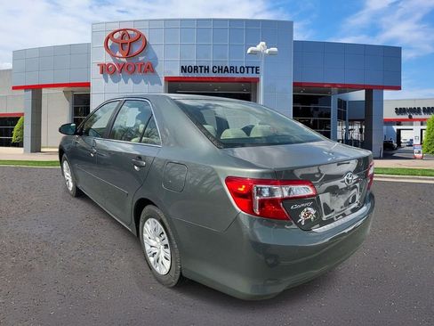 Used 2012 Toyota Camry LE image 6