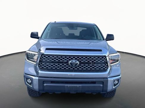 Used 2019 Toyota Tundra SR5 AWD/4WD image 8