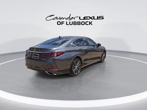 Used 2025 Lexus ES 350 w/ Premium Package FWD image 8