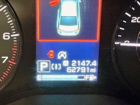 Used 2020 Subaru Crosstrek 2.0i Premium image 14