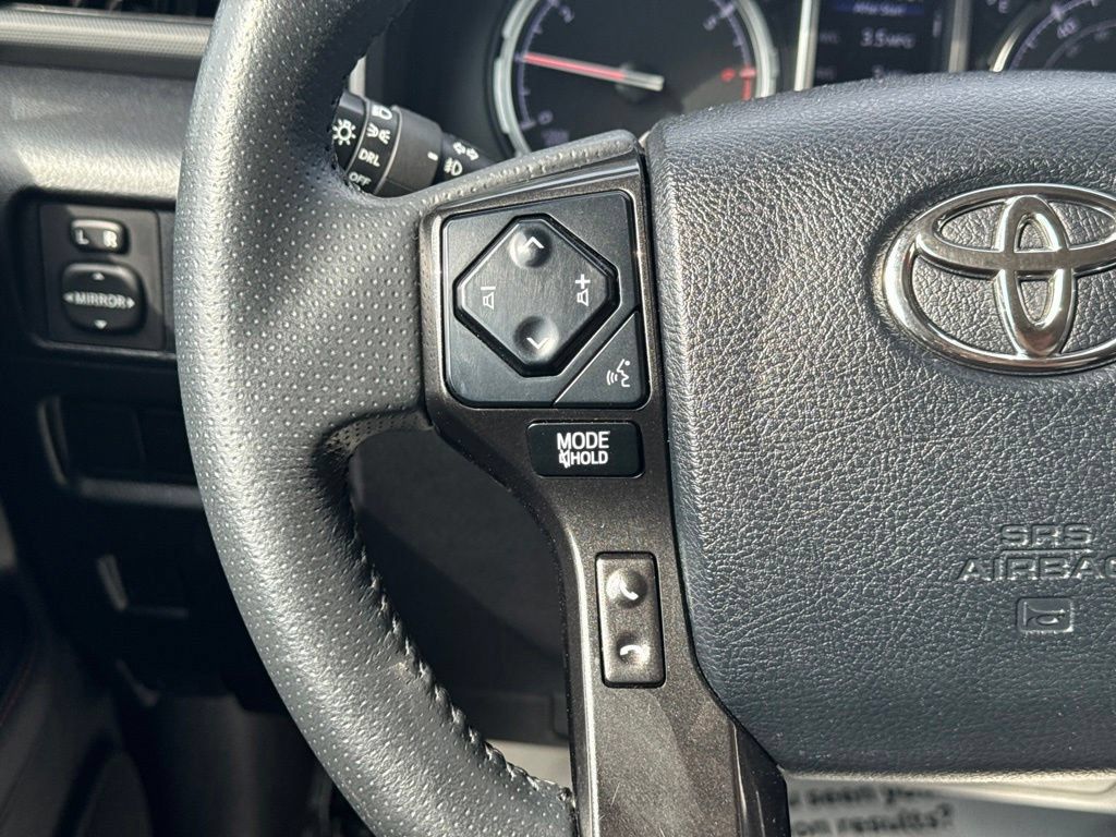 Used 2024 Toyota 4Runner TRD Off-Road AWD/4WD image 29
