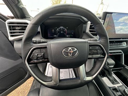 Used 2024 Toyota Tundra Platinum AWD/4WD image 17