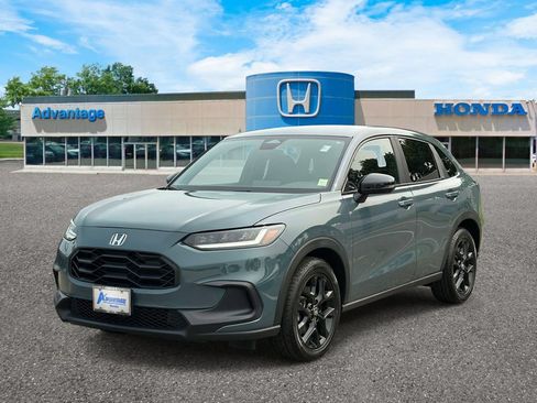 Certified 2024 Honda HR-V Sport image 2