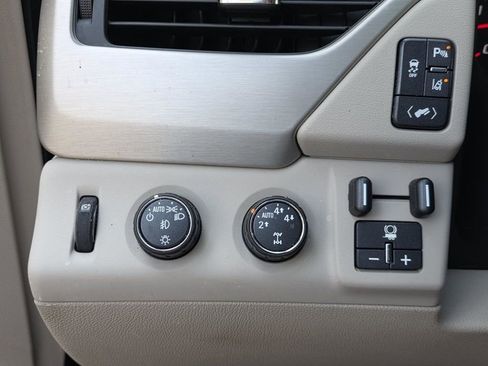 Used 2015 GMC Yukon Denali w/ Open Road Package image 26