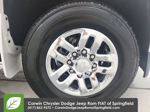 Used 2017 Chevrolet Silverado 2500 LT w/ LT Convenience Package AWD/4WD image 32