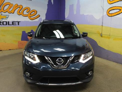 Used 2015 Nissan Rogue SV AWD/4WD image 3