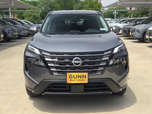 New 2026 Nissan Rogue SV FWD image 8