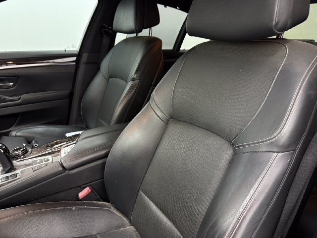 Used 2016 BMW 550i Sedan RWD image 8