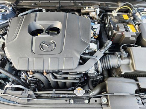 Certified 2025 MAZDA MAZDA3 Carbon image 18