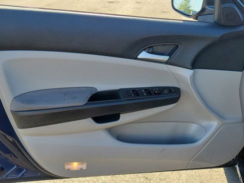 Used 2012 Honda Accord LX image 13