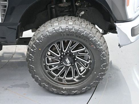 Used 2024 Ford F250 Lariat AWD/4WD image 33
