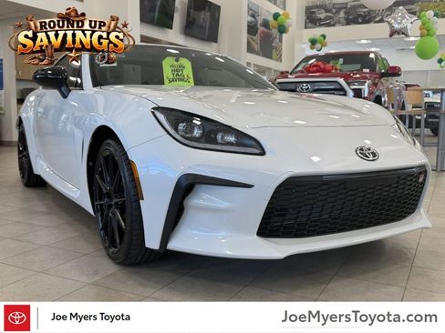 New 2026 Toyota GR86 Premium image 1