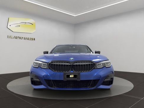 Used 2022 BMW 330i xDrive 330i xDrive w/ M Sport Package image 2