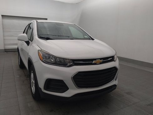 Used 2019 Chevrolet Trax LS w/ Tint and Cruise Package FWD image 13